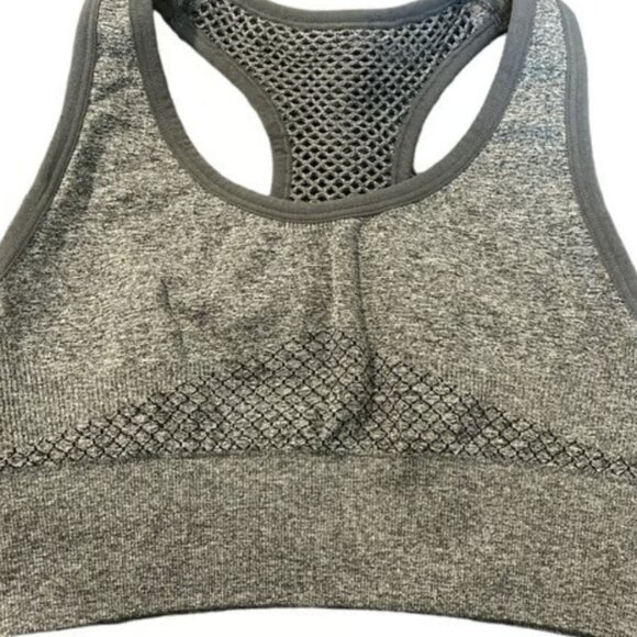 Pro-Fit Racerback Sports Bra Size Medium EUC #M-055 - Picture 1 of 3